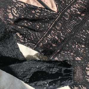 BNWT Black Lace V-Neck Mini Dress - S